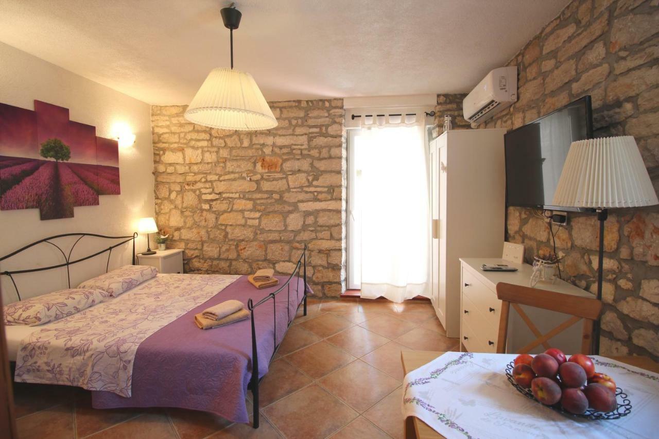 Studio Driovier 11 Rovinj Exterior foto